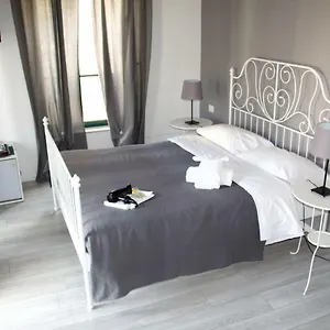 https://del-toscano-home.sicilyhotelsitaly.net