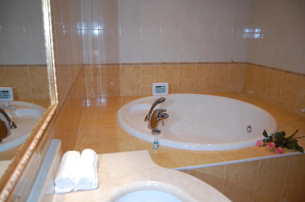 Hotel Motel Gold Calcinate