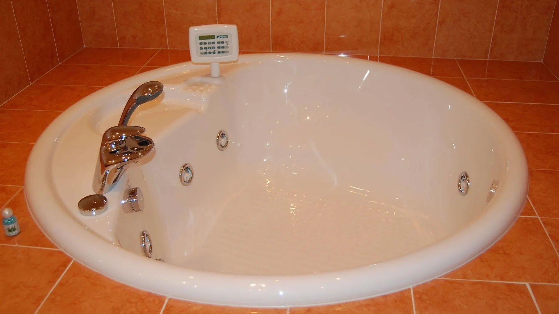 Hotel Motel Gold Calcinate